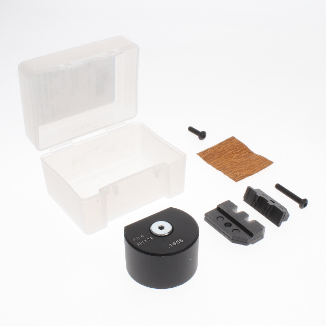 CRIMPING DIE LOCATOR/ WIRE STOP