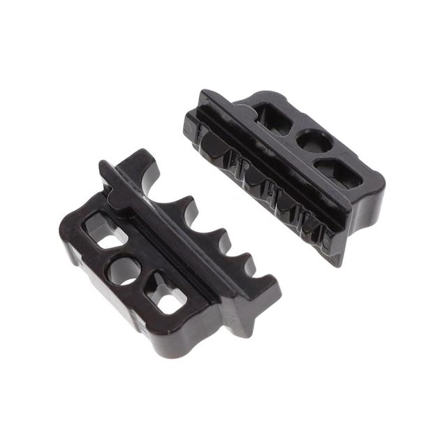 CRIMP DIE FOR CABLE LUGS